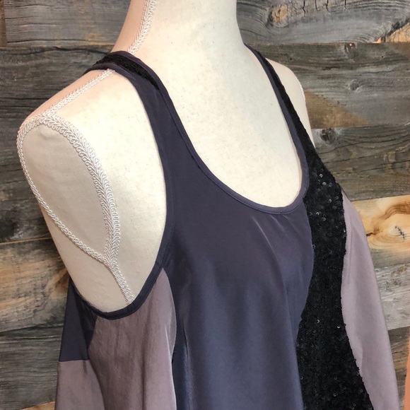 ZOA | Swing Crop Top | XS - Picture 2 of 7